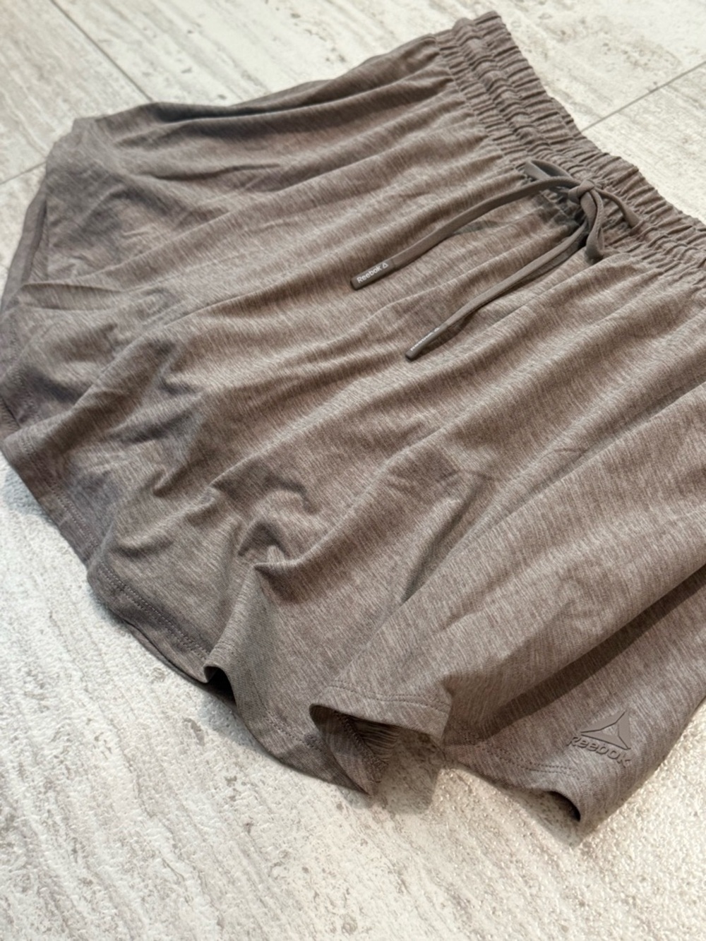 Reebok Women’s Athletic Running Shorts L Gray Lightweight Activewear Drawstring